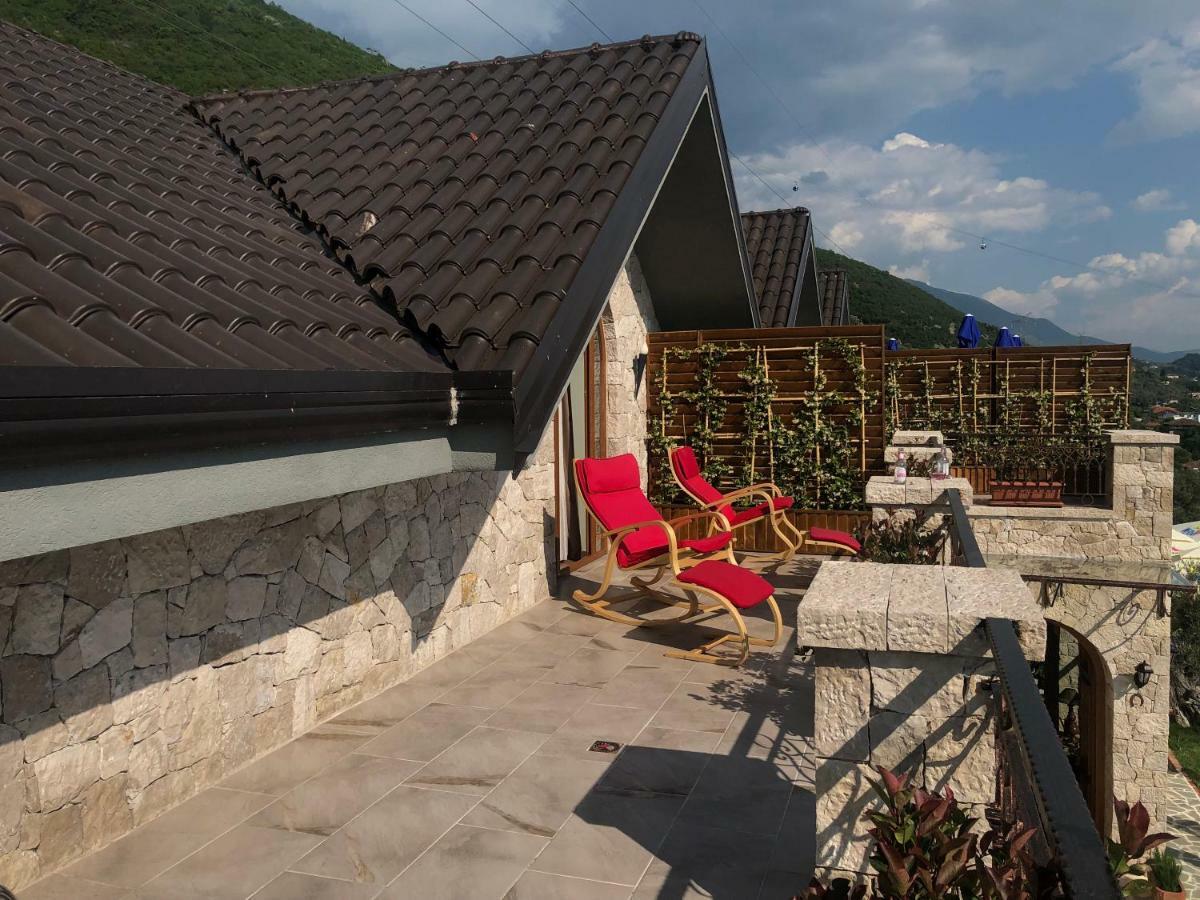 Chateau Fasel Tirana Exterior foto